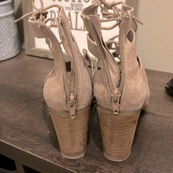 Steve Madden Heels - Picture 3 of 3